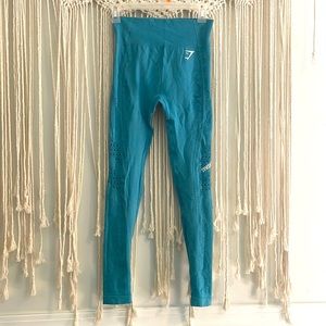 ***GYMSHARK LEGGINGS*** SZ: M!